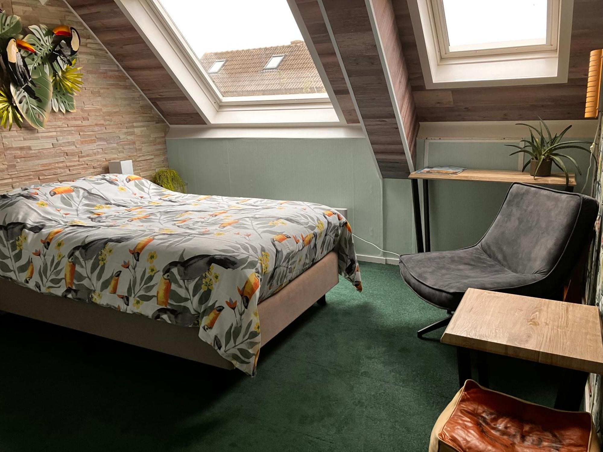 Hotel Dichtbijzee Oosterend  Bagian luar foto
